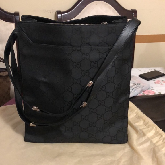 SOLD❤️Authentic Gucci Mono Canvas bag - Picture 3 of 13